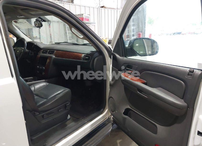 Photo 5 of 2009 Chevrolet Avalanche 1500 LT1 (VIN 3GNFK22089G289836)