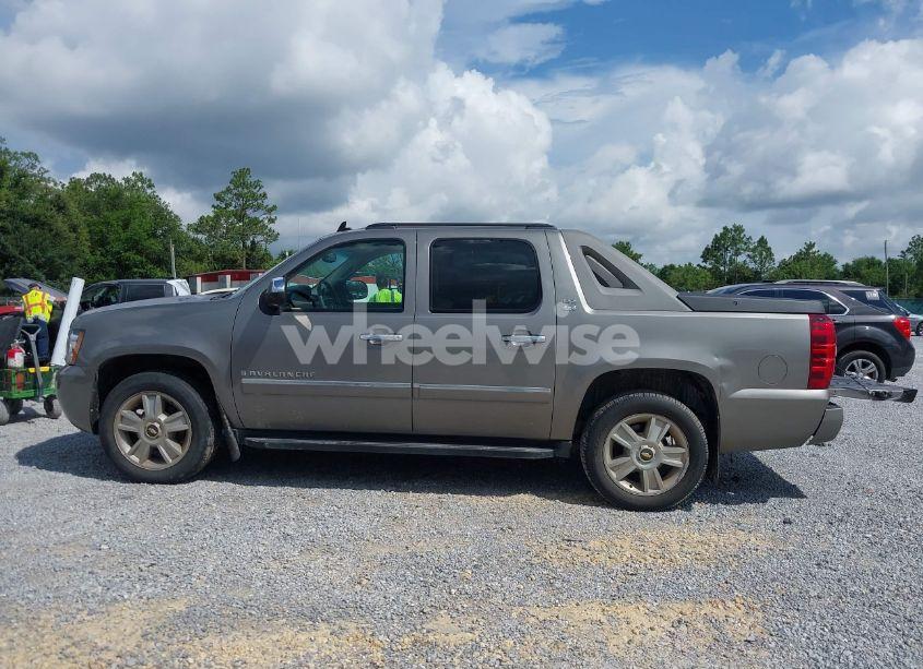 Photo 14 of 2009 Chevrolet Avalanche 1500 LTZ (VIN 3GNFK32Y69G232305)