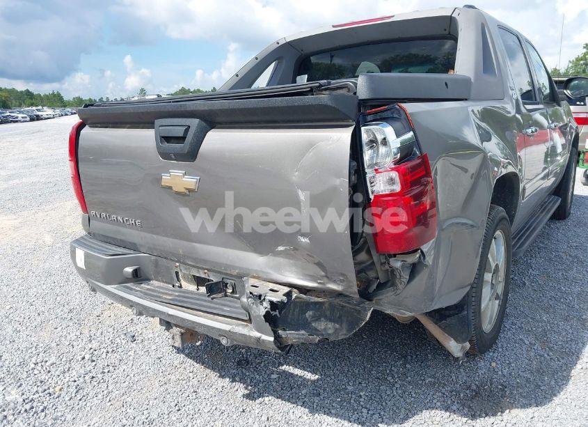 Photo 6 of 2009 Chevrolet Avalanche 1500 LTZ (VIN 3GNFK32Y69G232305)