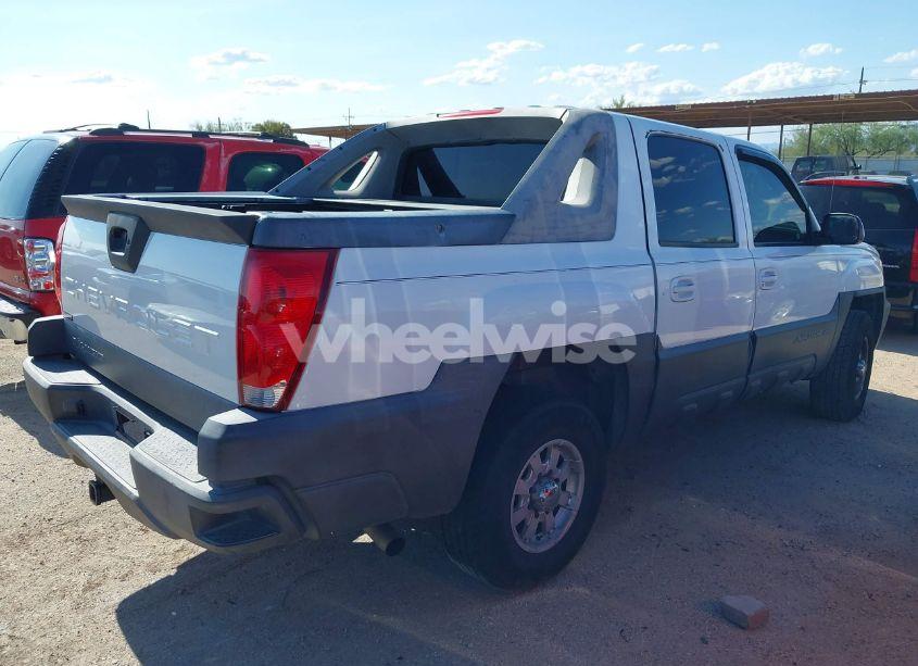 Photo 4 of 2003 Chevrolet Avalanche 2500 (VIN 3GNGC23G23G328022)