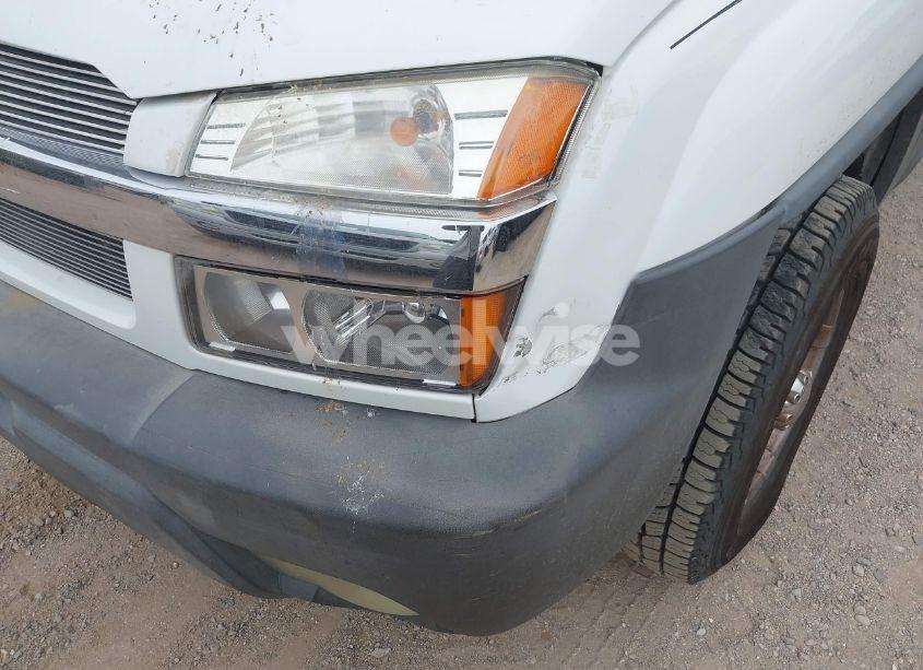 Photo 6 of 2003 Chevrolet Avalanche 2500 (VIN 3GNGC23G23G328022)