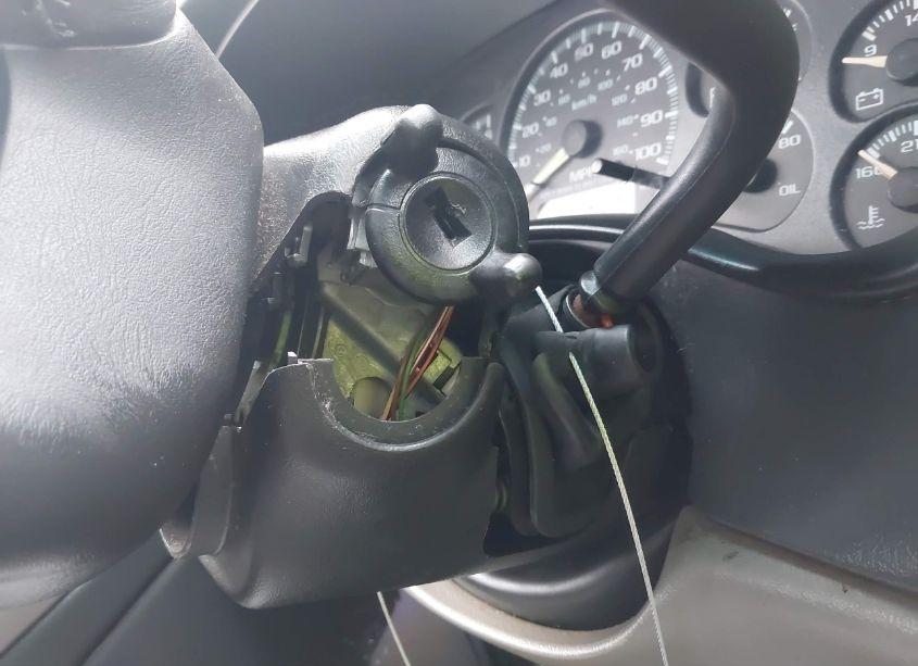 Photo 17 of 2001 Chevrolet Suburban 2500 LT (VIN 3GNGC26U51G199109)