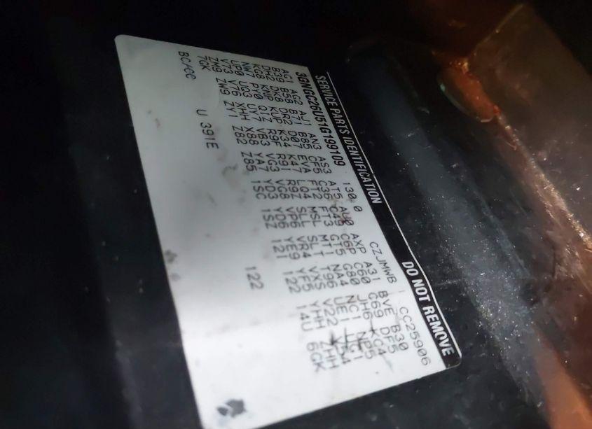 Photo 9 of 2001 Chevrolet Suburban 2500 LT (VIN 3GNGC26U51G199109)