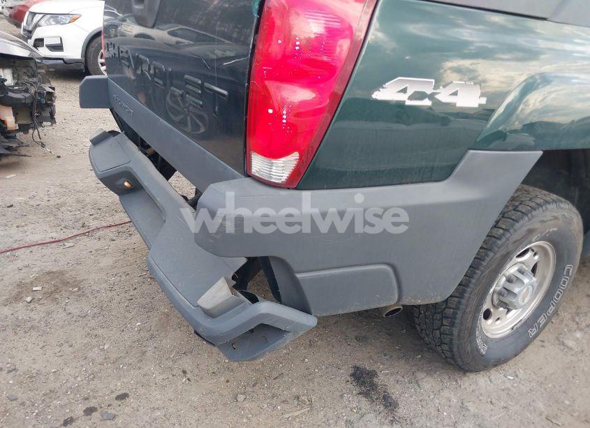 Photo 12 of 2002 Chevrolet Avalanche 2500 (VIN 3GNGK23G02G245206)