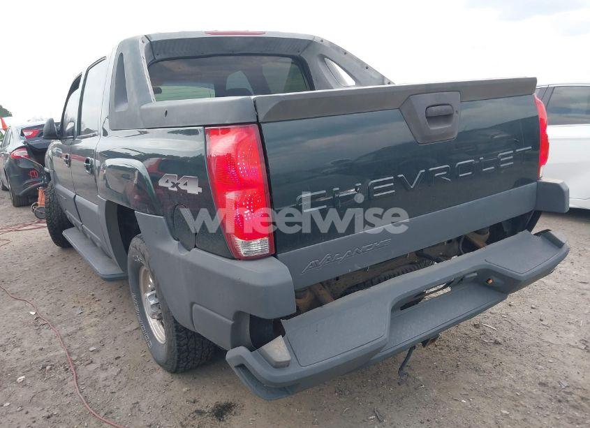 Photo 3 of 2002 Chevrolet Avalanche 2500 (VIN 3GNGK23G02G245206)