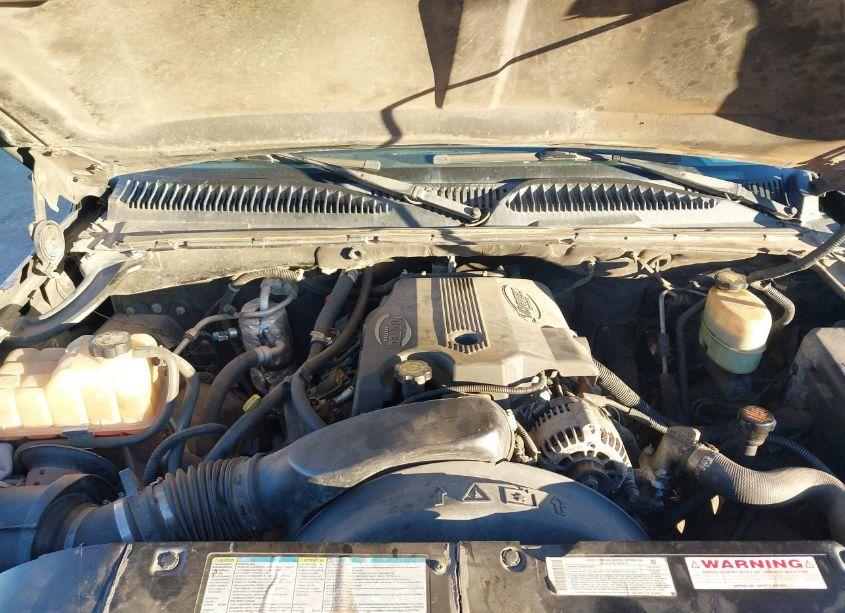 Photo 10 of 2002 Chevrolet Avalanche 2500 (VIN 3GNGK23GX2G210916)