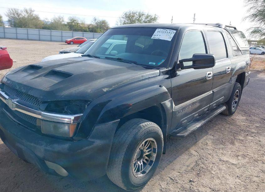 Photo 2 of 2002 Chevrolet Avalanche 2500 (VIN 3GNGK23GX2G210916)