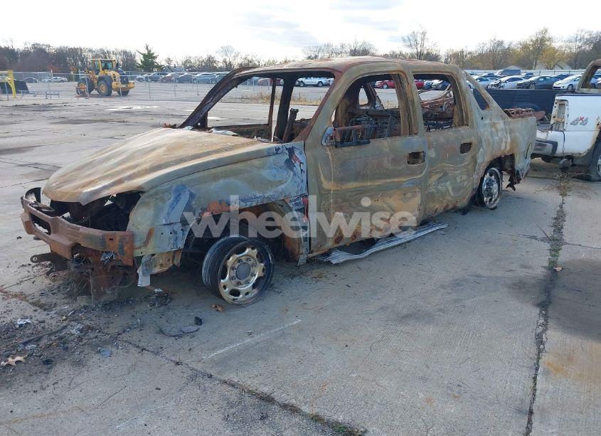 Photo 6 of 2002 Chevrolet Avalanche 2500 (VIN 3GNGK23GX2G224234)