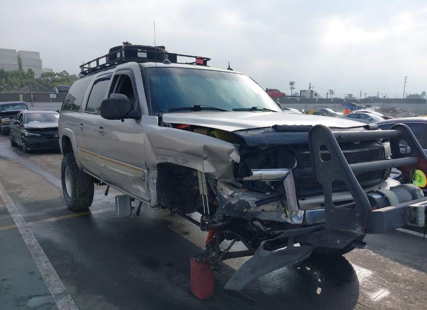 Photo 6 of 2004 Chevrolet Suburban 2500 LT (VIN 3GNGK26G34G276805)