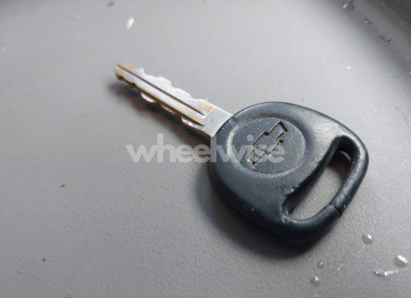 Photo 11 of 2005 Chevrolet Suburban 2500 LT (VIN 3GNGK26G45G198746)