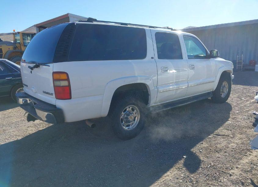 Photo 4 of 2001 Chevrolet Suburban 2500 LT (VIN 3GNGK26G51G269866)