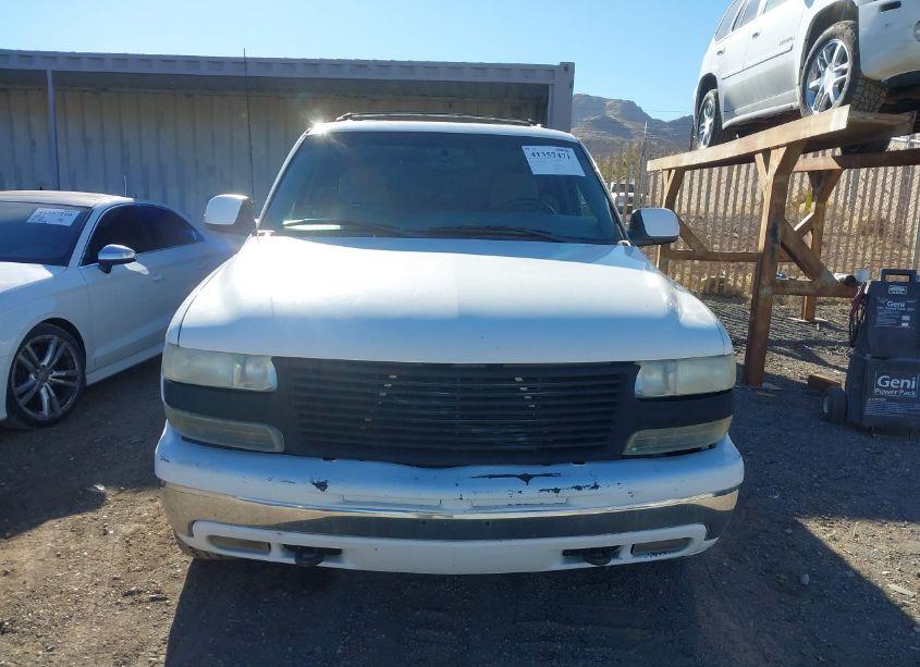 Photo 6 of 2001 Chevrolet Suburban 2500 LT (VIN 3GNGK26G51G269866)