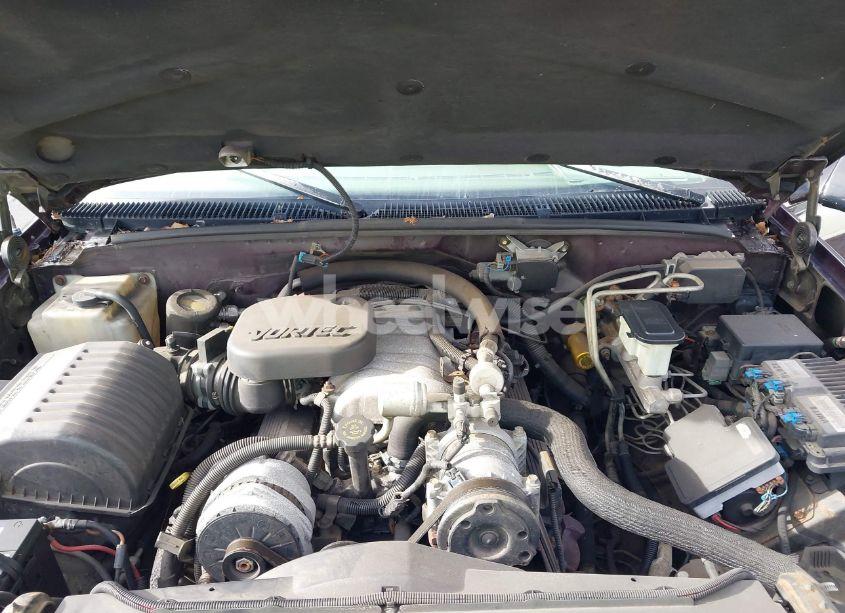 Photo 10 of 1997 Chevrolet Suburban 2500 (VIN 3GNGK26J4VG189539)