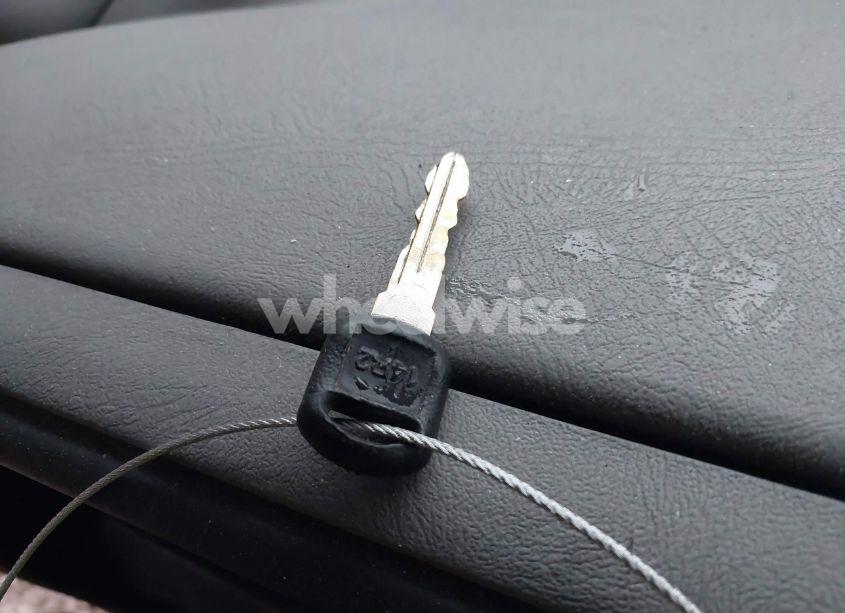 Photo 11 of 1999 Chevrolet Suburban 2500 (VIN 3GNGK26R6XG145311)