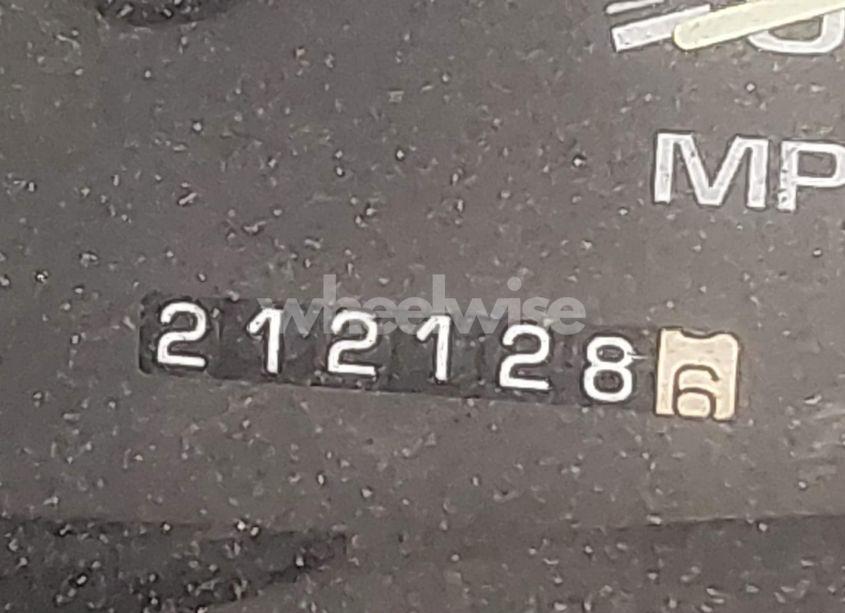 Photo 15 of 1999 Chevrolet Suburban 2500 (VIN 3GNGK26R6XG145311)