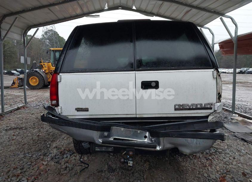 Photo 16 of 1999 Chevrolet Suburban 2500 (VIN 3GNGK26R6XG145311)