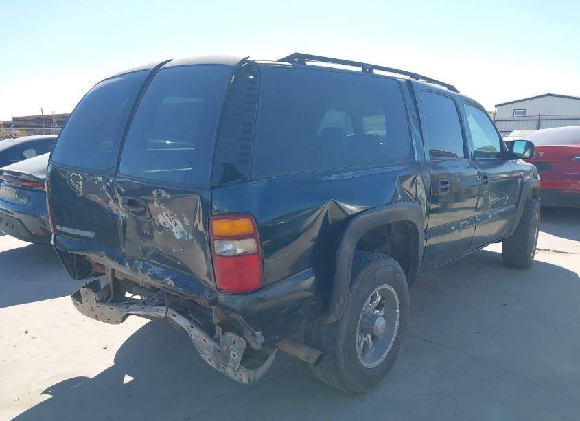 Photo 4 of 2001 Chevrolet Suburban 2500 (VIN 3GNGK26U41G225007)