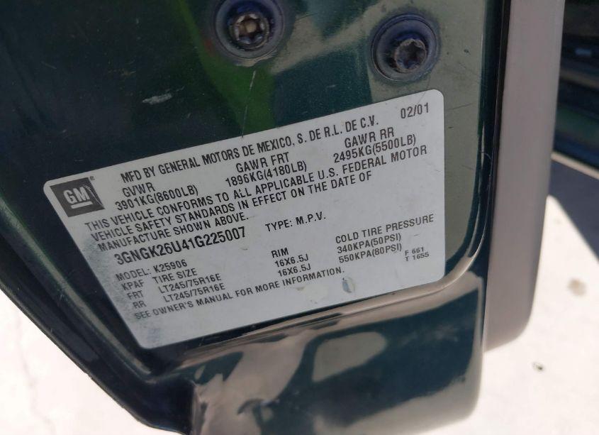 Photo 9 of 2001 Chevrolet Suburban 2500 (VIN 3GNGK26U41G225007)