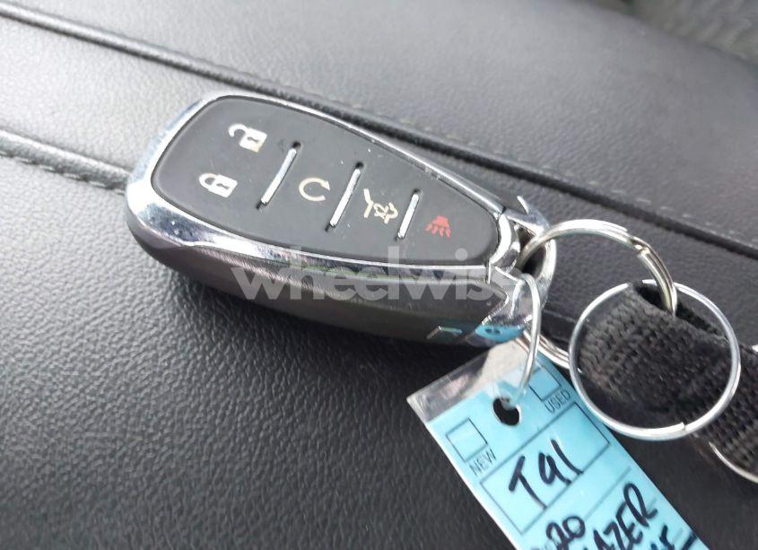 Photo 11 of 2020 Chevrolet Blazer FWD 1LT (VIN 3GNKBBRA0LS572491)