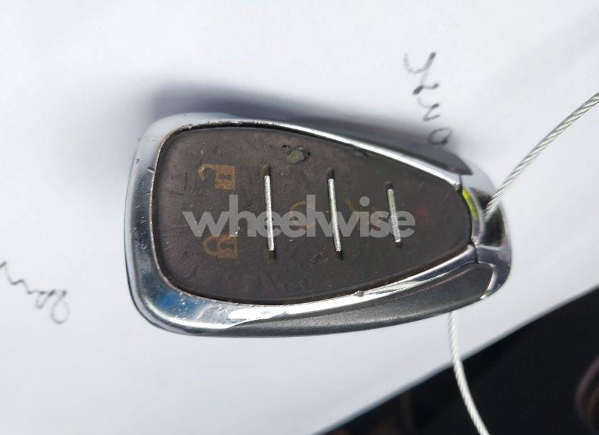 Photo 11 of 2020 Chevrolet Blazer FWD 1LT (VIN 3GNKBBRA0LS678651)