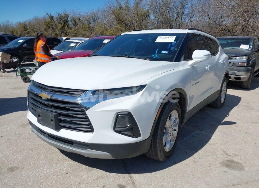 Photo 2 of 2020 Chevrolet Blazer FWD 1LT (VIN 3GNKBBRA0LS678651)
