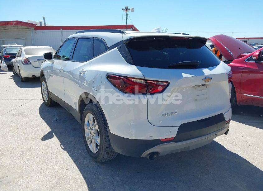 Photo 3 of 2020 Chevrolet Blazer FWD 1LT (VIN 3GNKBBRA0LS678651)