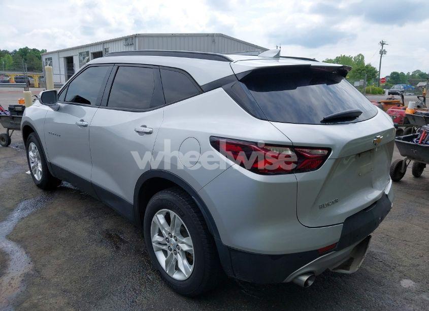 Photo 3 of 2020 Chevrolet Blazer FWD 1LT (VIN 3GNKBBRA0LS717044)