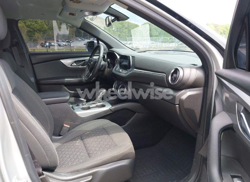 Photo 5 of 2020 Chevrolet Blazer FWD 1LT (VIN 3GNKBBRA0LS717044)