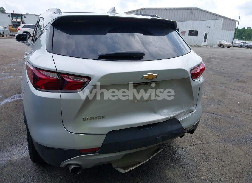 Photo 6 of 2020 Chevrolet Blazer FWD 1LT (VIN 3GNKBBRA0LS717044)