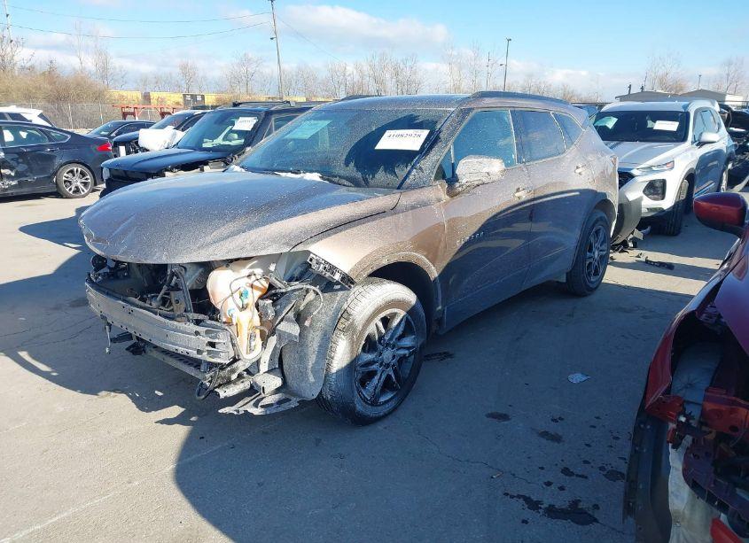 Photo 2 of 2019 Chevrolet Blazer (VIN 3GNKBBRA1KS606551)