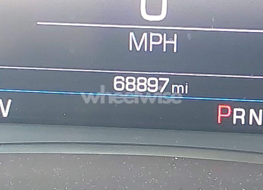 Photo 16 of 2019 Chevrolet Blazer (VIN 3GNKBBRA1KS625617)