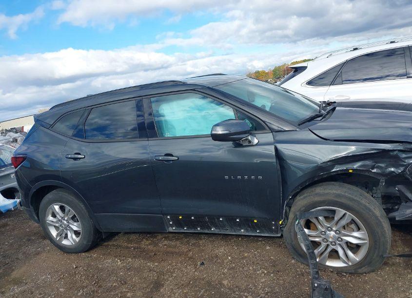 Photo 13 of 2019 Chevrolet Blazer (VIN 3GNKBBRA1KS657872)