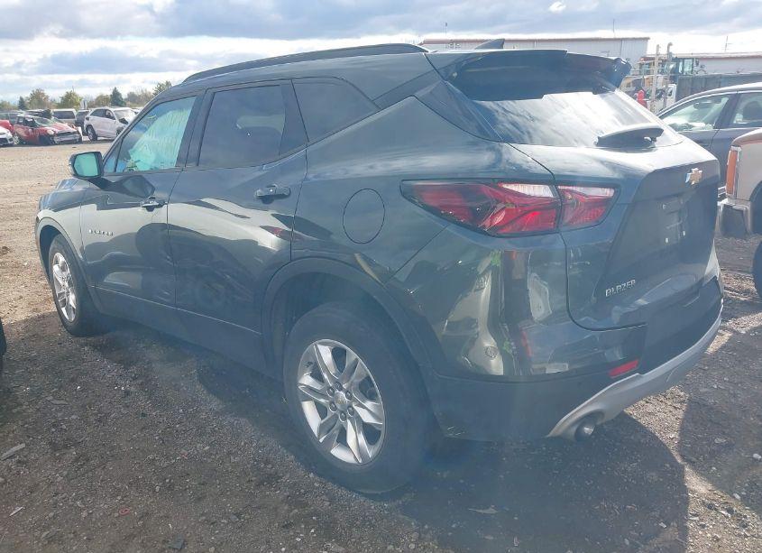 Photo 3 of 2019 Chevrolet Blazer (VIN 3GNKBBRA1KS657872)