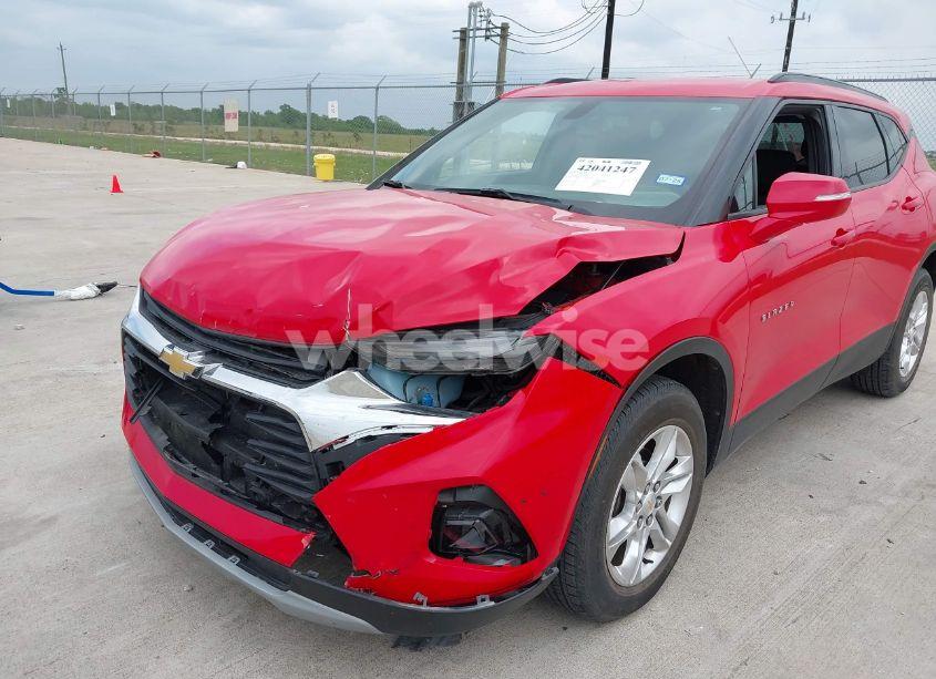 Photo 6 of 2019 Chevrolet Blazer (VIN 3GNKBBRA1KS659959)