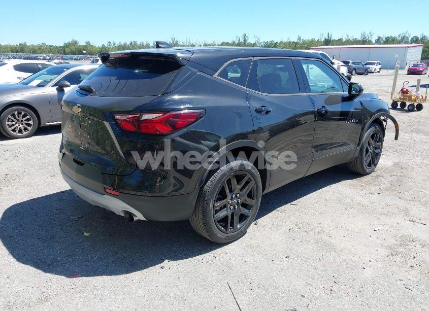 Photo 4 of 2020 Chevrolet Blazer FWD 1LT (VIN 3GNKBBRA1LS539080)