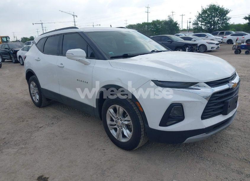 2020 Chevrolet Blazer FWD 1LT (VIN 3GNKBBRA1LS547373) main photo