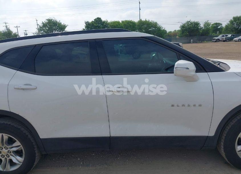 Photo 13 of 2020 Chevrolet Blazer FWD 1LT (VIN 3GNKBBRA1LS547373)