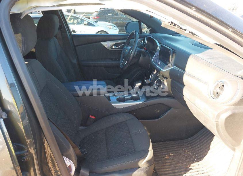 Photo 5 of 2020 Chevrolet Blazer FWD 1LT (VIN 3GNKBBRA1LS590157)