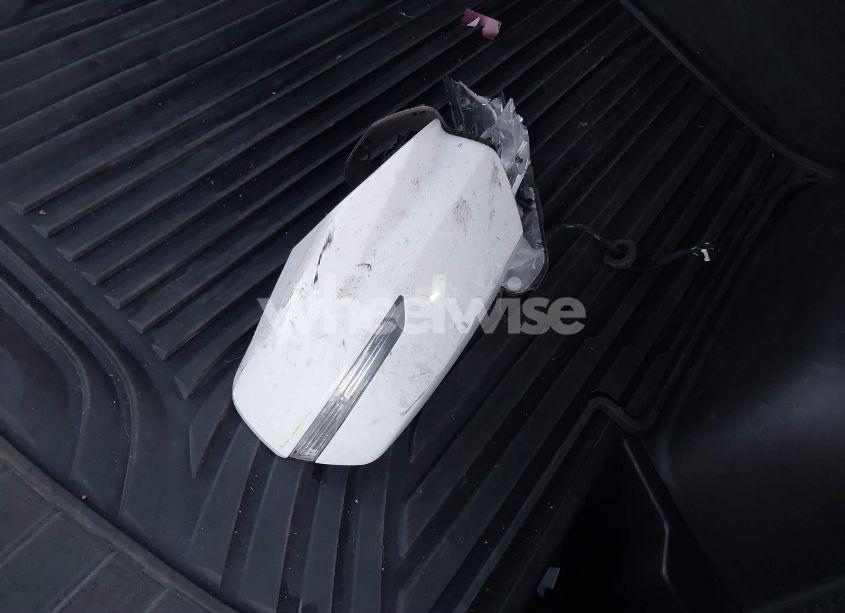 Photo 12 of 2020 Chevrolet Blazer FWD 1LT (VIN 3GNKBBRA1LS649501)