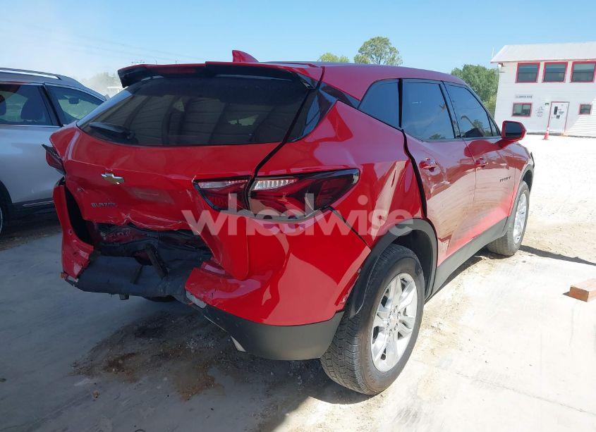 Photo 4 of 2020 Chevrolet Blazer FWD 1LT (VIN 3GNKBBRA1LS669618)
