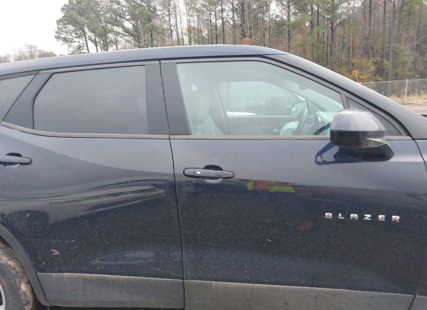 Photo 13 of 2020 Chevrolet Blazer FWD 1LT (VIN 3GNKBBRA1LS710846)