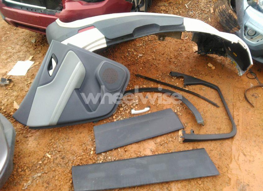 Photo 12 of 2019 Chevrolet Blazer (VIN 3GNKBBRA2KS691951)