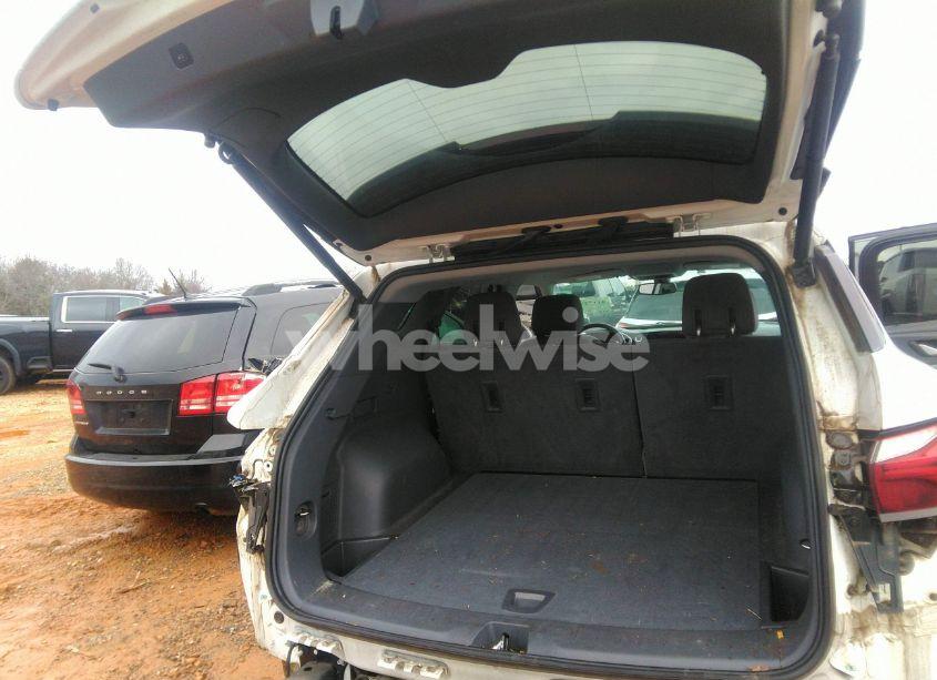 Photo 18 of 2019 Chevrolet Blazer (VIN 3GNKBBRA2KS691951)