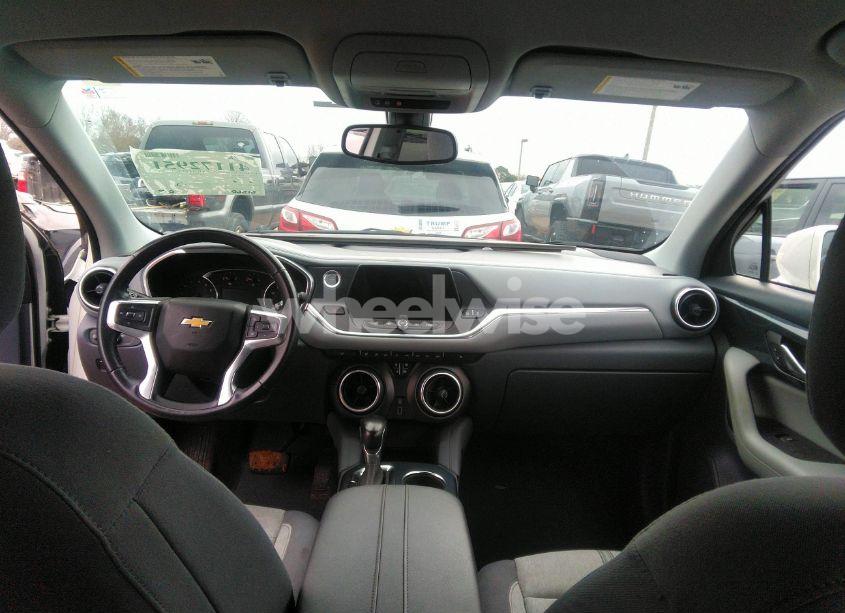 Photo 19 of 2019 Chevrolet Blazer (VIN 3GNKBBRA2KS691951)