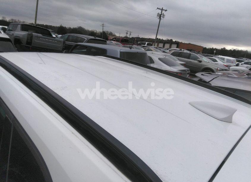 Photo 20 of 2019 Chevrolet Blazer (VIN 3GNKBBRA2KS691951)