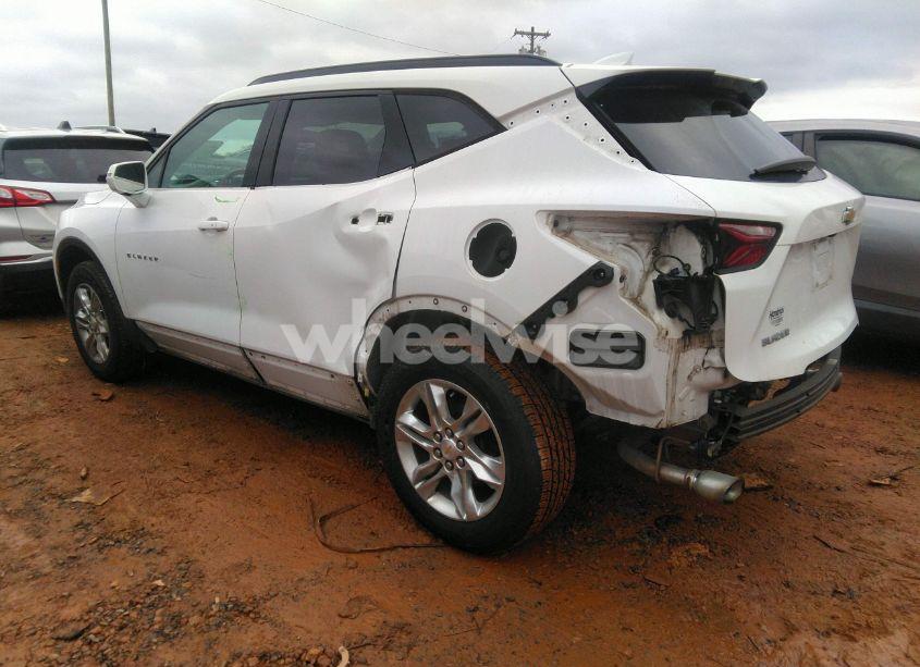 Photo 3 of 2019 Chevrolet Blazer (VIN 3GNKBBRA2KS691951)