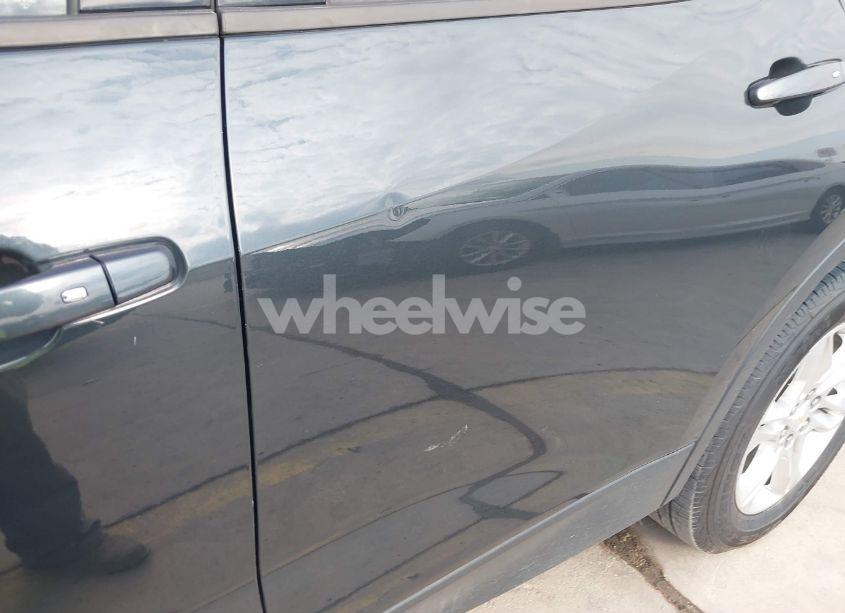 Photo 18 of 2019 Chevrolet Blazer (VIN 3GNKBBRA2KS694087)