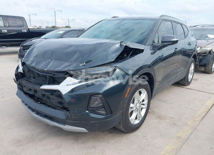 Photo 2 of 2019 Chevrolet Blazer (VIN 3GNKBBRA2KS694087)