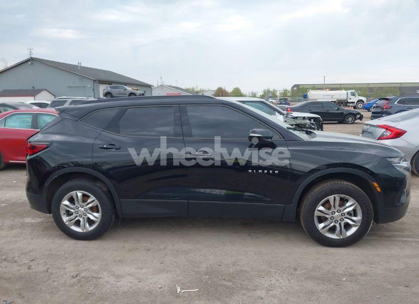 Photo 14 of 2019 Chevrolet Blazer (VIN 3GNKBBRA3KS591941)