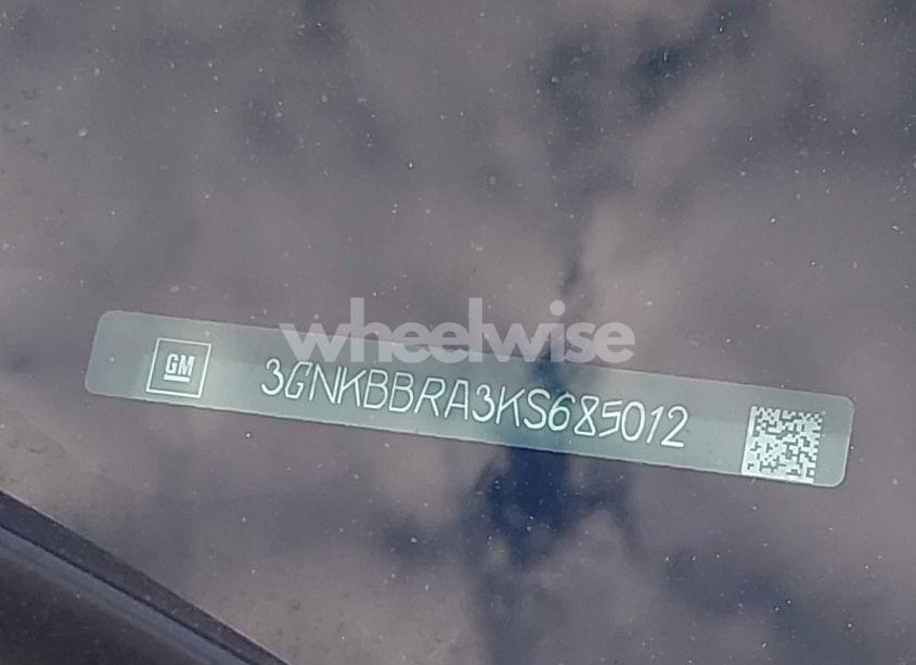 Photo 9 of 2019 Chevrolet Blazer (VIN 3GNKBBRA3KS685012)